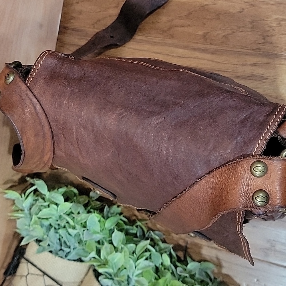 Campomaggi Italy Leather Crossbody Satchel - Picture 7 of 16
